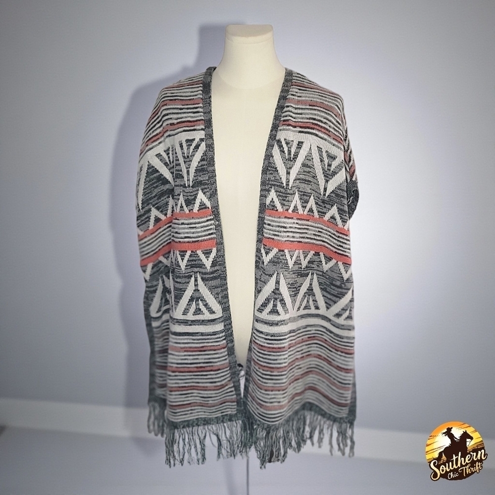 ARIZONA - XL Women's Geometric Gray and Red Sweater